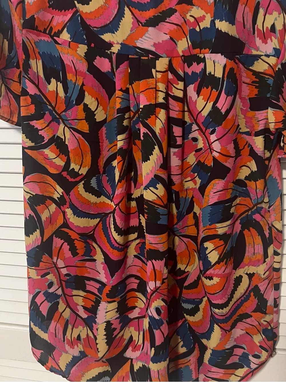 DR2 Multicolor Abstract Scoop Neck Short Sleeve Blouse - Pink, Orange, Blue